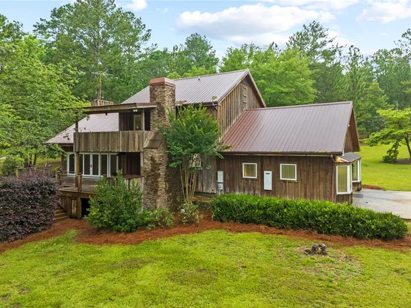 8925 Hillandale Dr, Auburn, AL 36830