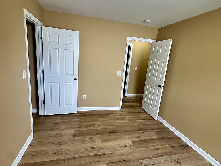 15713 Lakepoint Forest Dr — Photo 17