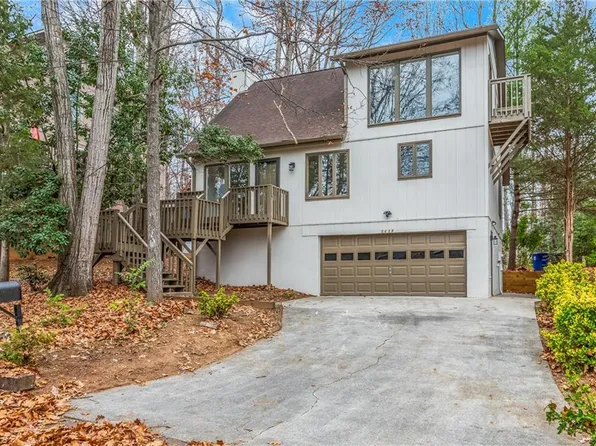 2625 Merry Oaks Trl, Winston Salem, NC 27103