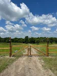 1725 N 10th St, Honey Grove, TX, 75446