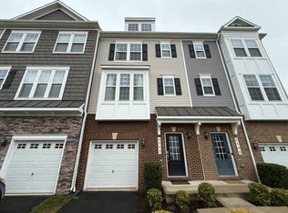 6002 Camerons Ferry Dr, Haymarket, VA 20169