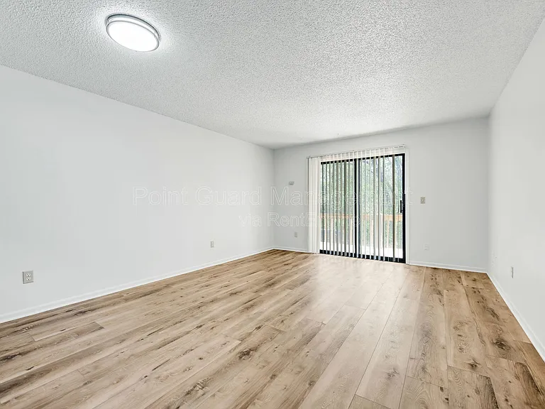 7009 N Chas Dr — Photo 28