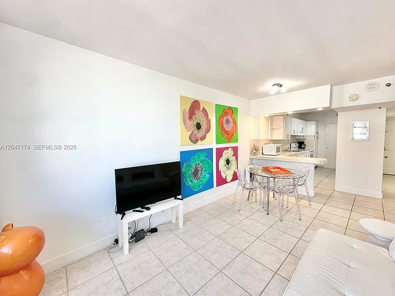 100 Lincoln Rd #1031 — Photo 2
