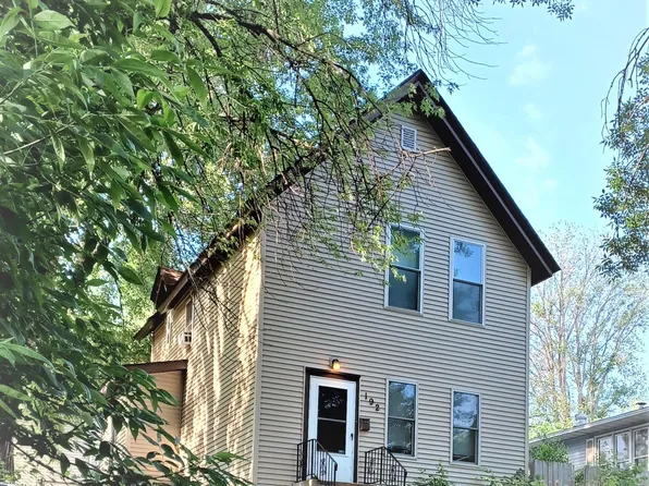 192 Baker St E, Saint Paul, MN 55107