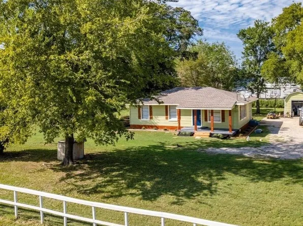 1728 Chapel Rd, Quinlan, TX 75474