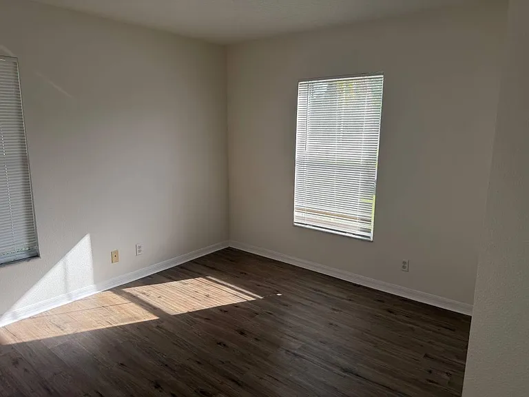 3691 SW Margela St — Photo 9