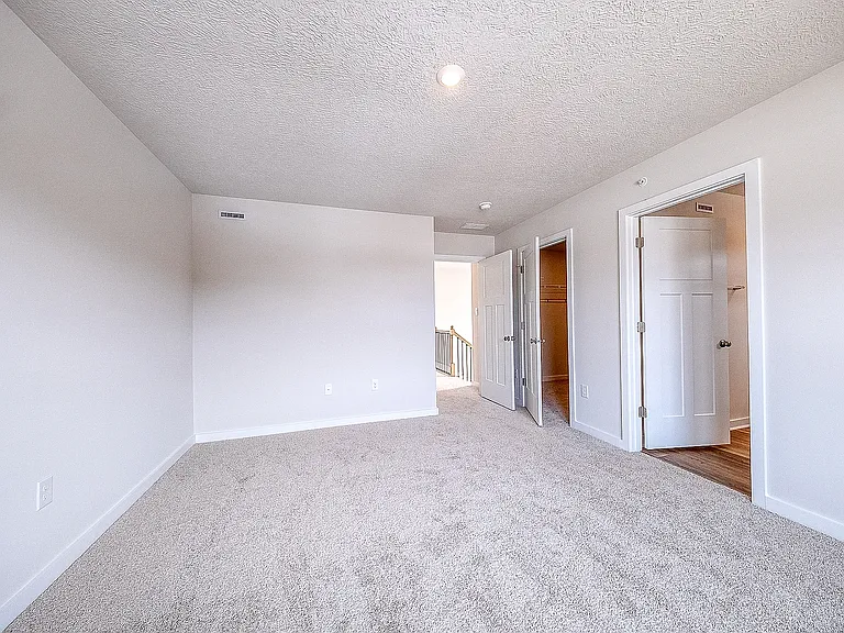 527 Cooper St — Photo 7