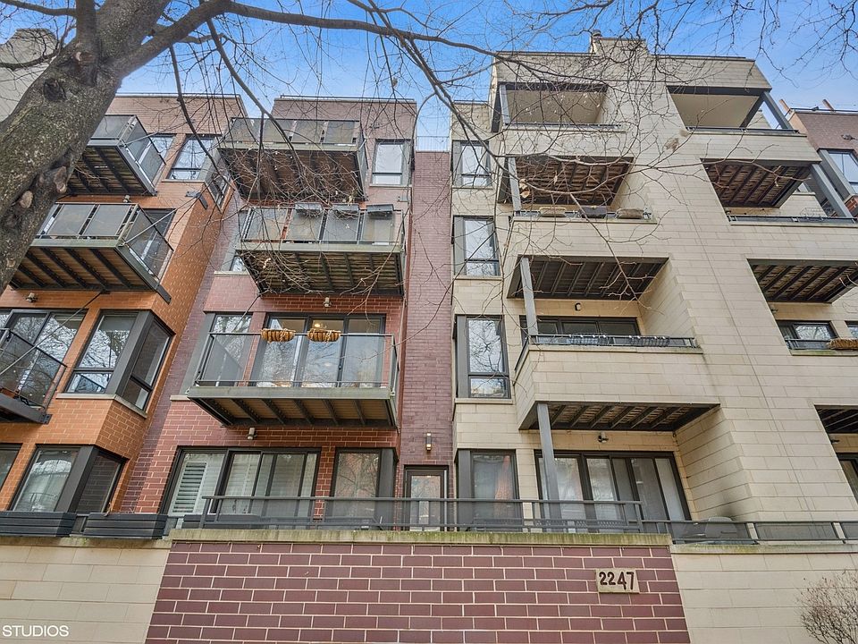 1st image of 2247 W Wabansia Ave APT 203