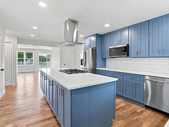4th image of 2120 Water St #1
