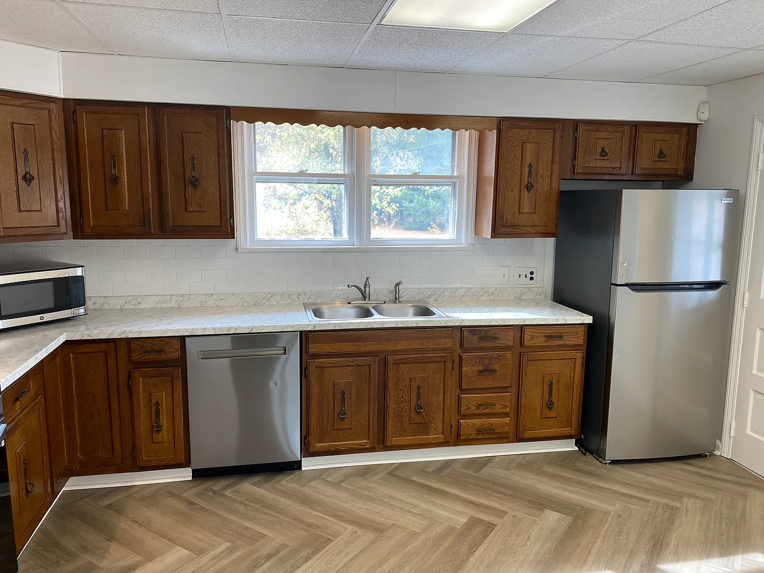 3 bed, 1167 sqft, $2,200 — Photo 4