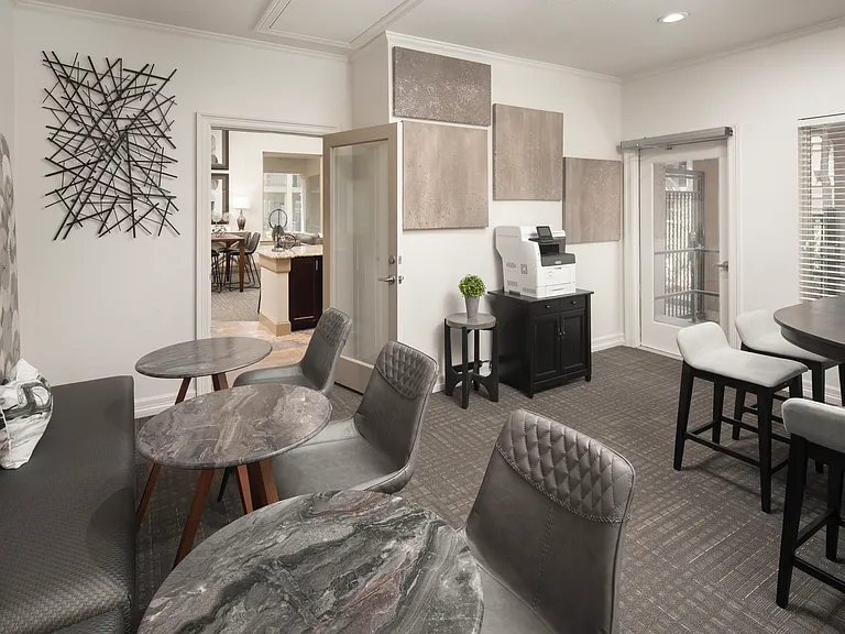 Aventura Cimarron — Photo 11