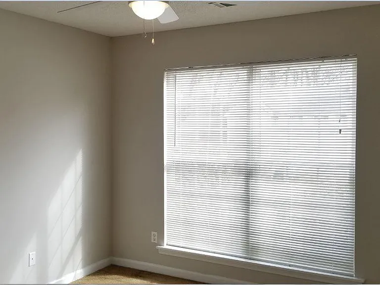 719 Fernstone Trl — Photo 14
