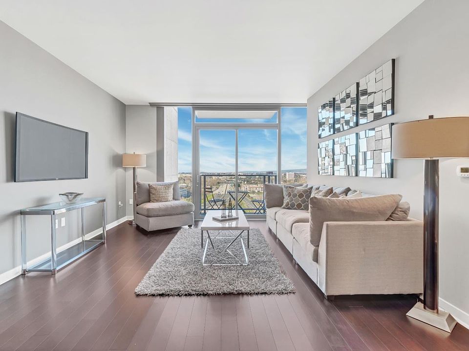 1st image of 38 N Almaden Blvd Unit 1915