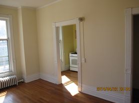 317 Prospect Ave NE, Grand Rapids, MI