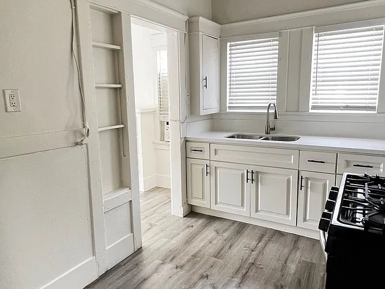 920 N. Washington in Long Beach! — Photo 2