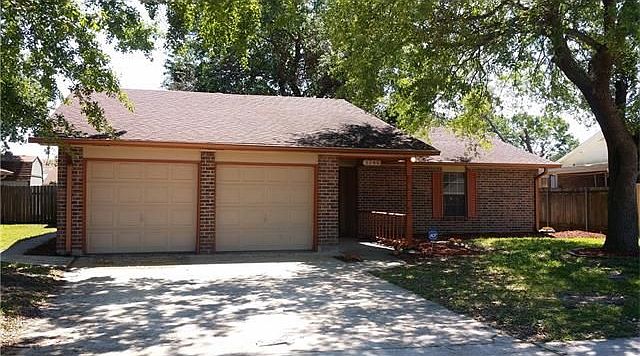 1st image of 1740 Greenwood Dr