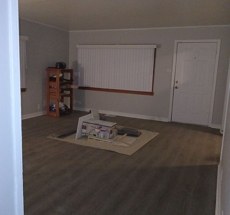 1st image of 17110 S Lorenz St