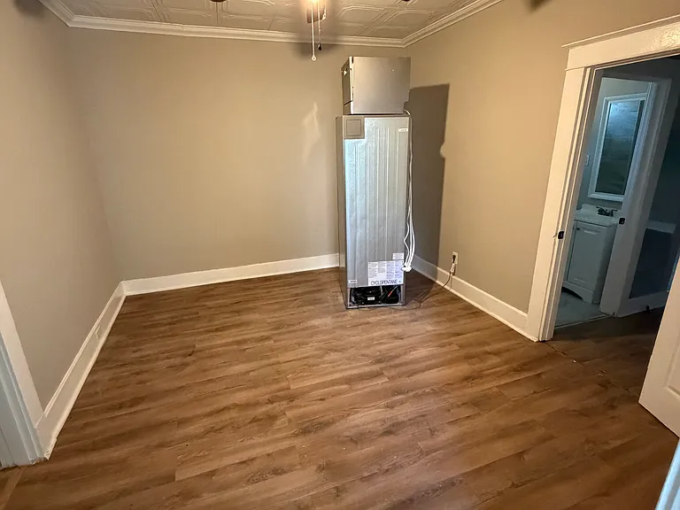 1485 Jackson Ave — Photo 7