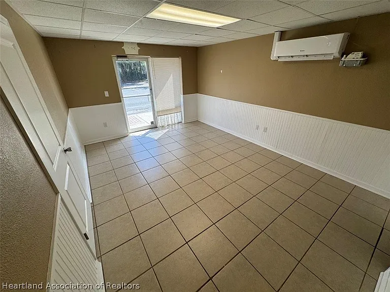 241 S Commerce Ave #111 — Photo 14