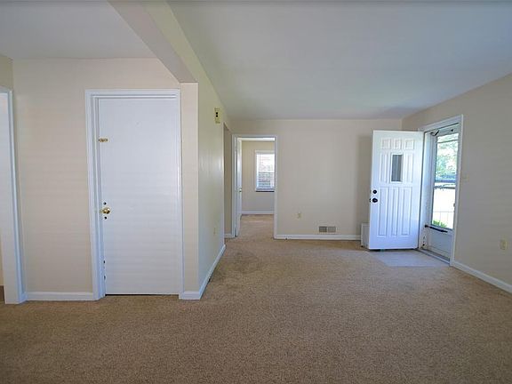 2nd image of 1116 Betty Ln #1