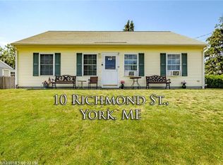 10 Richmond St, York, ME 03909