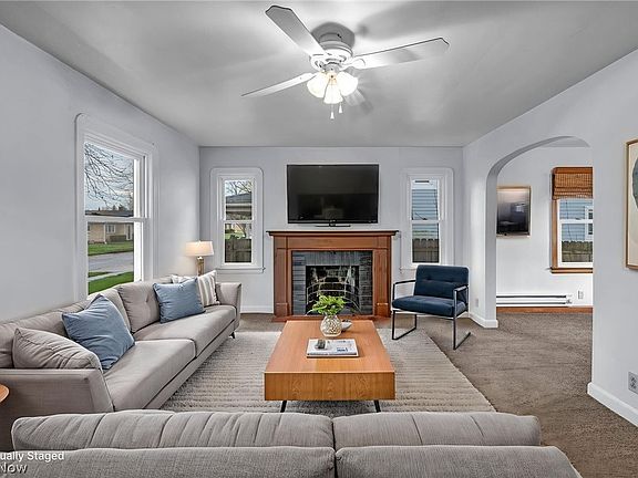 5th image of 330 18th St