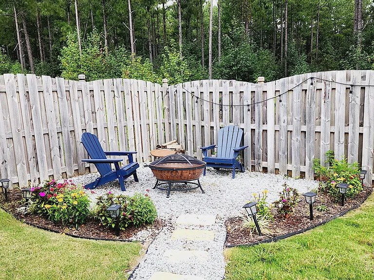 216 Chelsea Park Rd — Photo 22