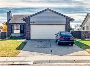 2415 145th Ave NW, Edmonton, AB T5Y 2J5