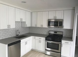 1641 W 18th St APT 2F, Chicago, IL 60608
