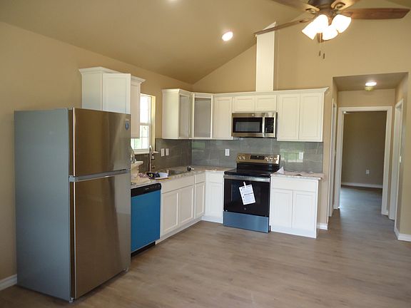 KITCHEN NEW APPLINANCES