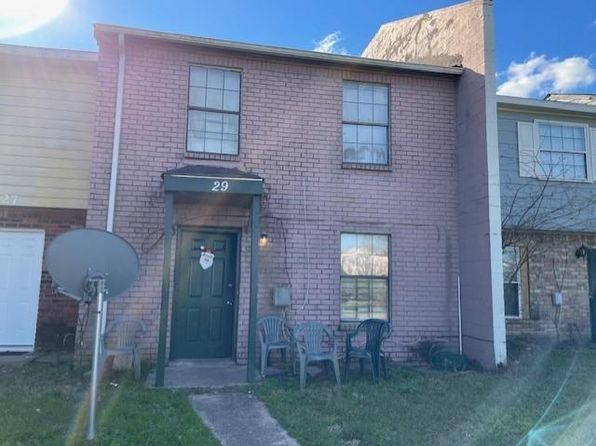 29 Pinewood Ct, New Orleans, LA 70114