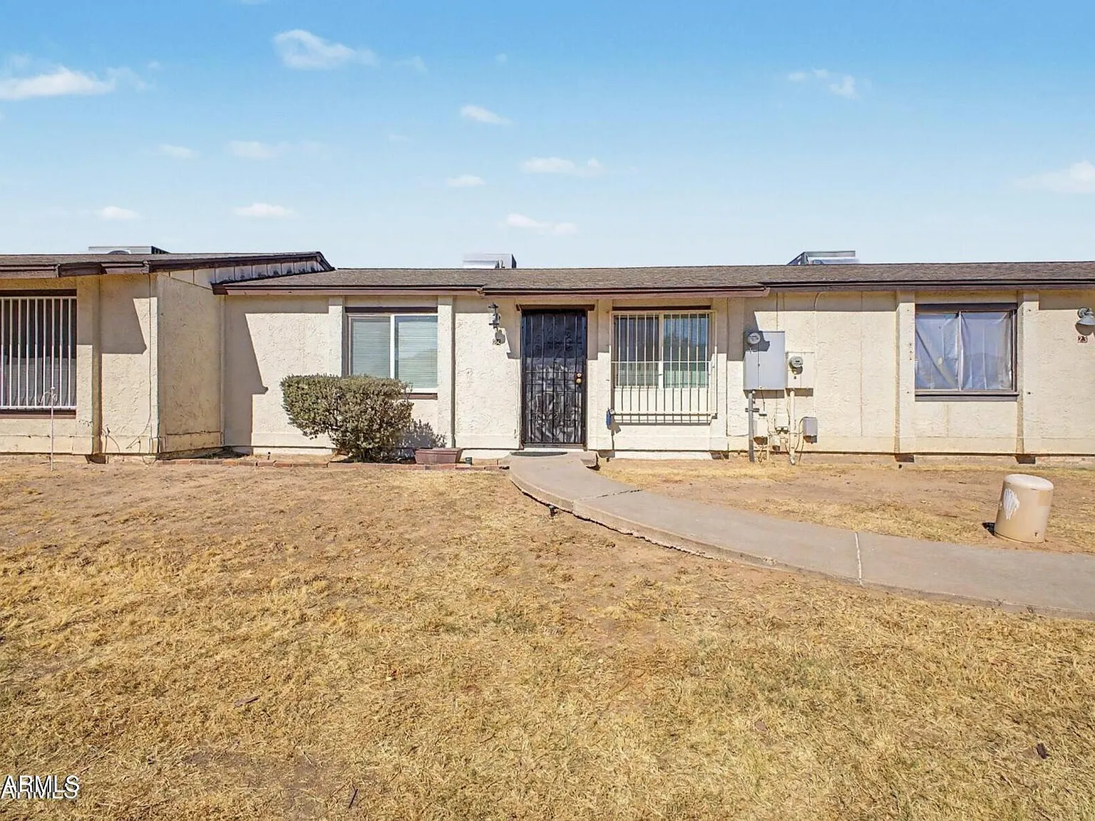 2 bed, 1.0 bath, 700 sqft, $1,250 — Photo 2