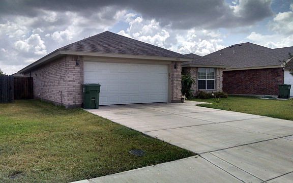 3rd image of 2473 Lexington Pl