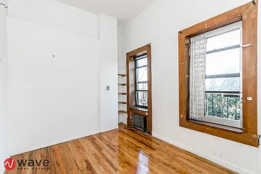 Rented by Wave Real Estate Group