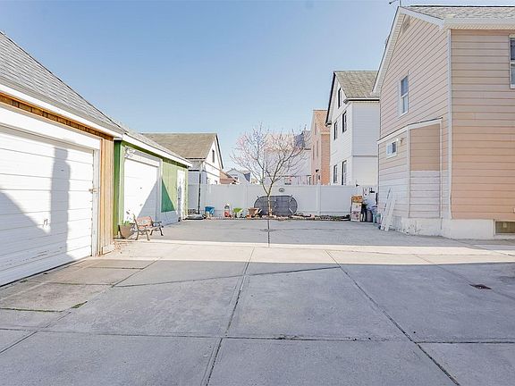 5th image of 105-19 92nd St