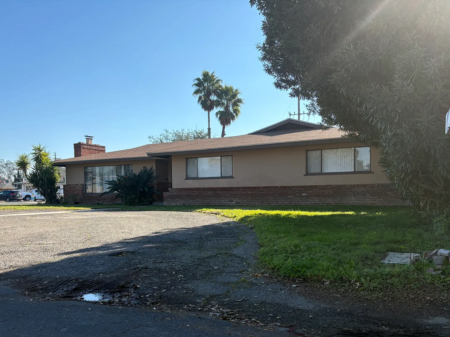 W Twain Ave, Fresno — Photo 4