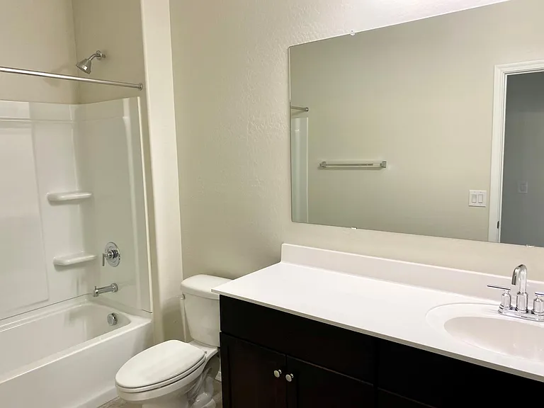 4661 W Nutmeg Ave — Photo 8