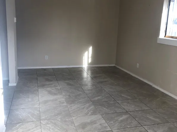 1223 E Hernandez Rd APT 4, Las Cruces, NM 88001