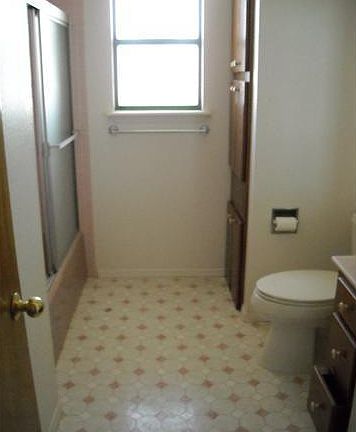 4th image of 13949 Silver Spur St