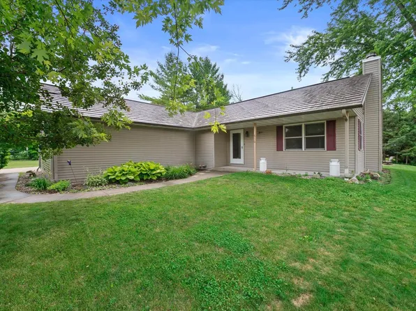 610 Green Bay DRIVE, Mayville, WI 53050