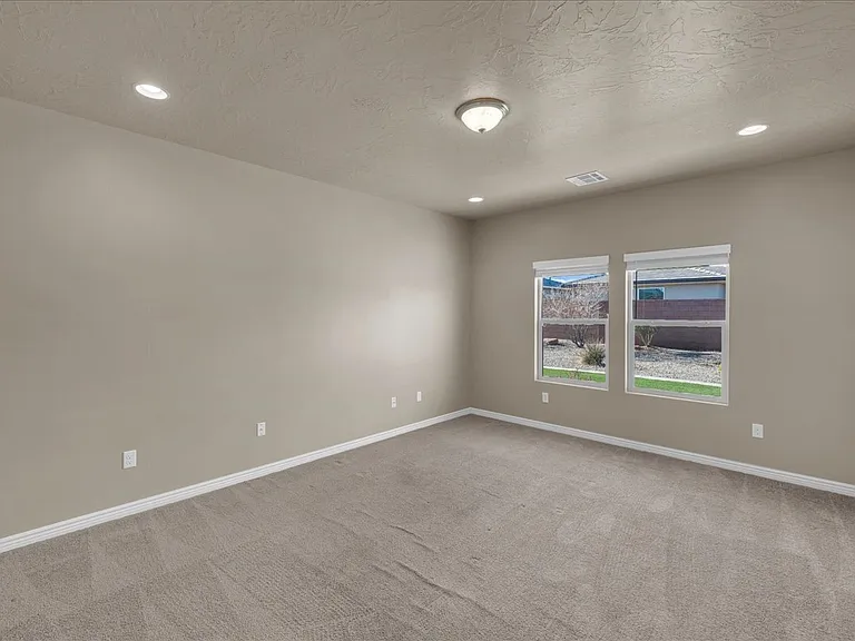 3714 E Archturus Dr — Photo 6