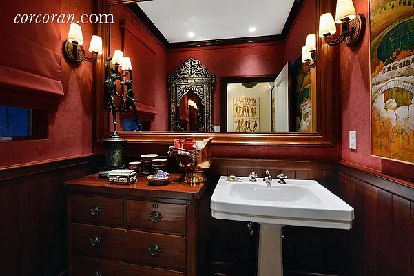 Sold by Corcoran | media 7