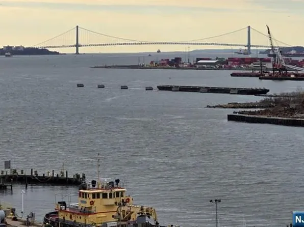 100-81 Shearwater Ct, Jersey City, NJ 07305