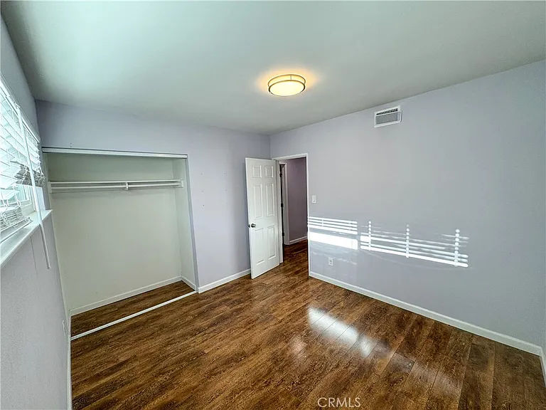 22908 Lull St — Photo 11