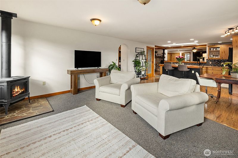 5th image of 2421 Judge Ronald Rd #RD