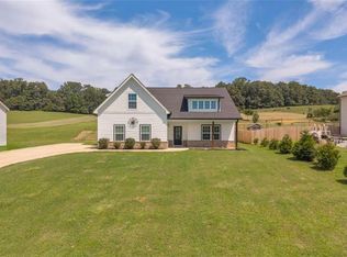 1164 Walters Rd, Lavonia, GA 30553