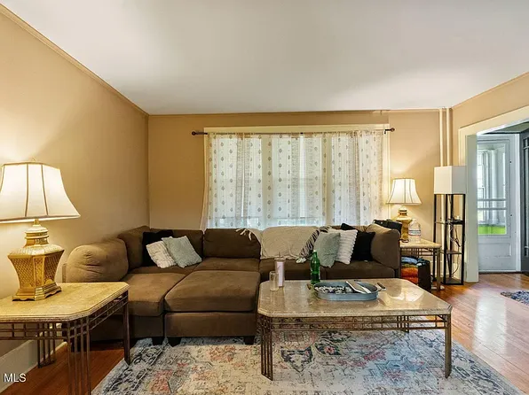60 Pinewood Ave Floor 1, Albany, NY 12208