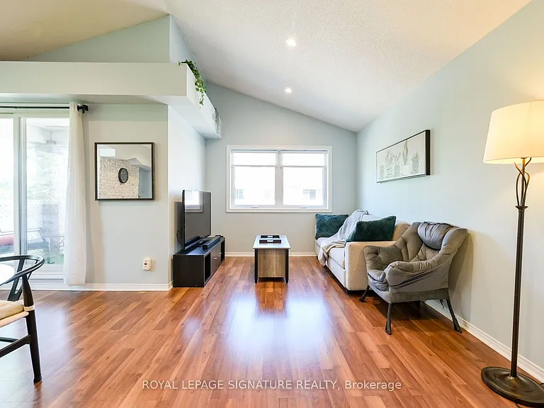 65 Bristol Rd E #223 — Photo 8