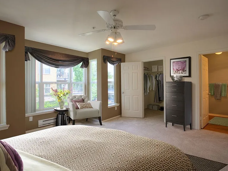 Classic Package I bedroom with carpet