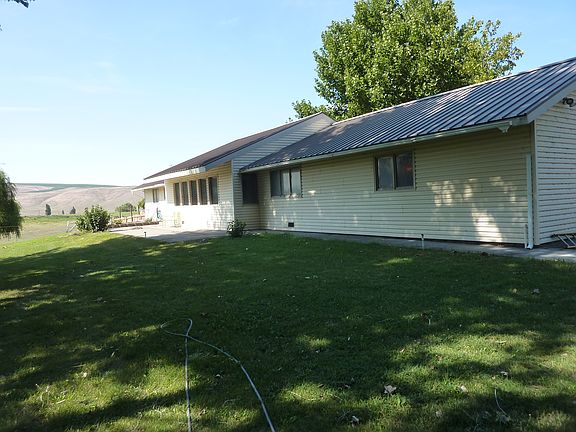 5th image of 7615 N Canyon View Pr NE